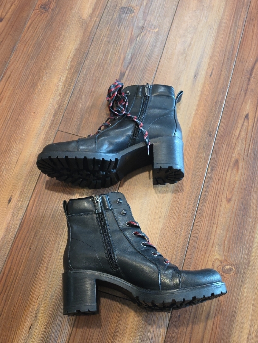 Vince Camuto Black Lace-Up Chunky Heel Boots with Red-Accented Laces - Picture 3 of 9